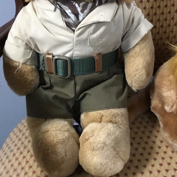 2 vintage Safari lion plush stuffed toys dressed Russ Carousel 1983 - Picture 4 of 9